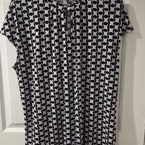 Liz Claiborne Monochrome Patterned Blouse
